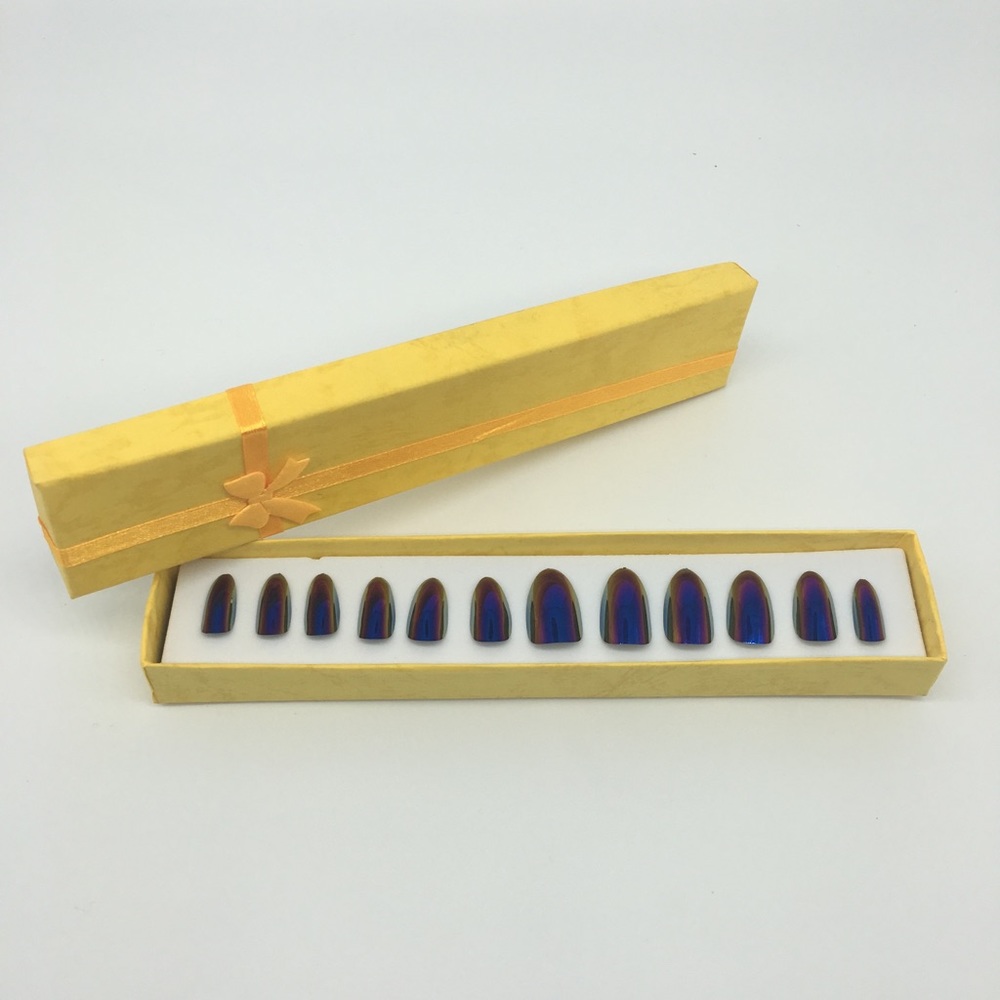 Blue Reflective Press-On Nails - Picture 2 of 5